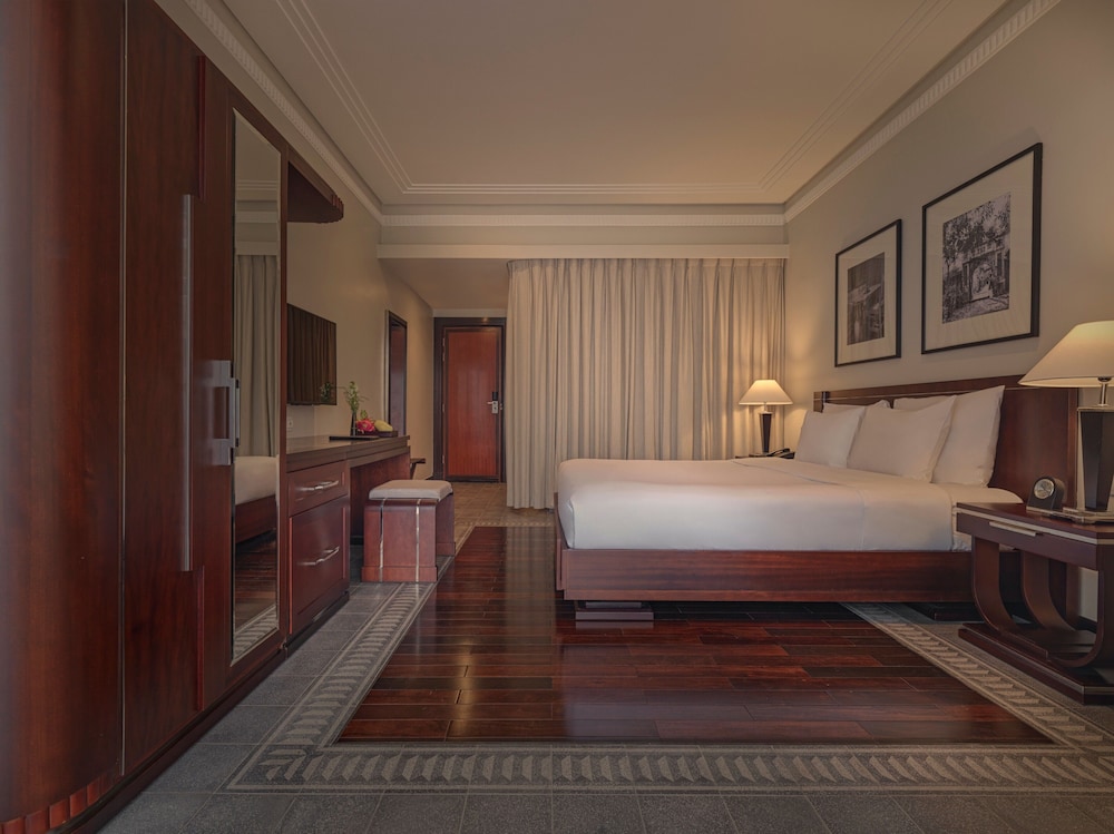 غرفة سوبيريور بسرير كوين بإطلالة على النهر، Azerai La Residence Hue 8/10