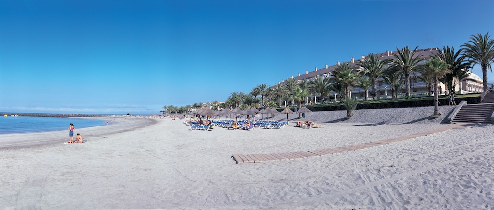 Cleopatra Palace Hotel 55/61