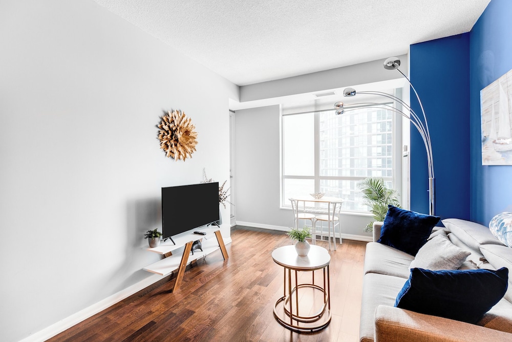 Aoc Suites - Luxury Condo - City View 25/28