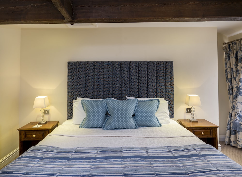 Ringwood Hall Hotel & Spa, BW Signature Collection 21/48