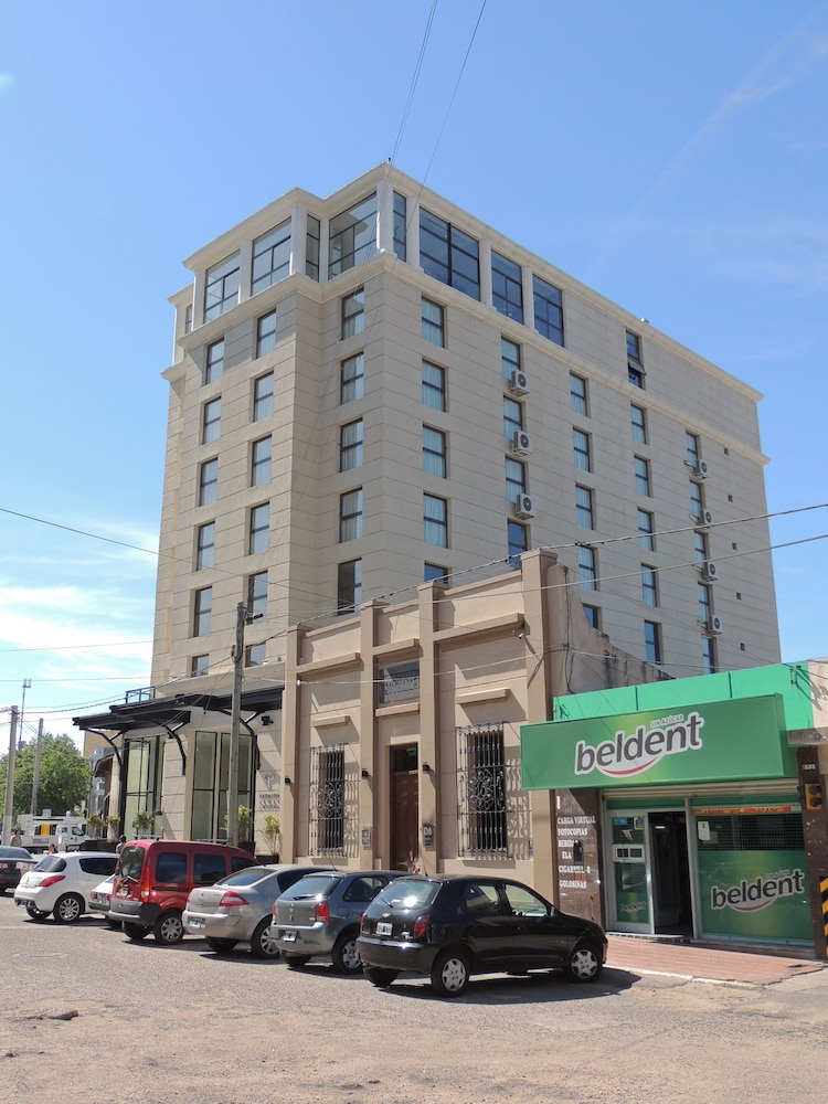 Premium Tower Suites San Luis 55/60