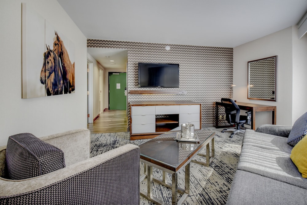 The Grove Hotel 47/75