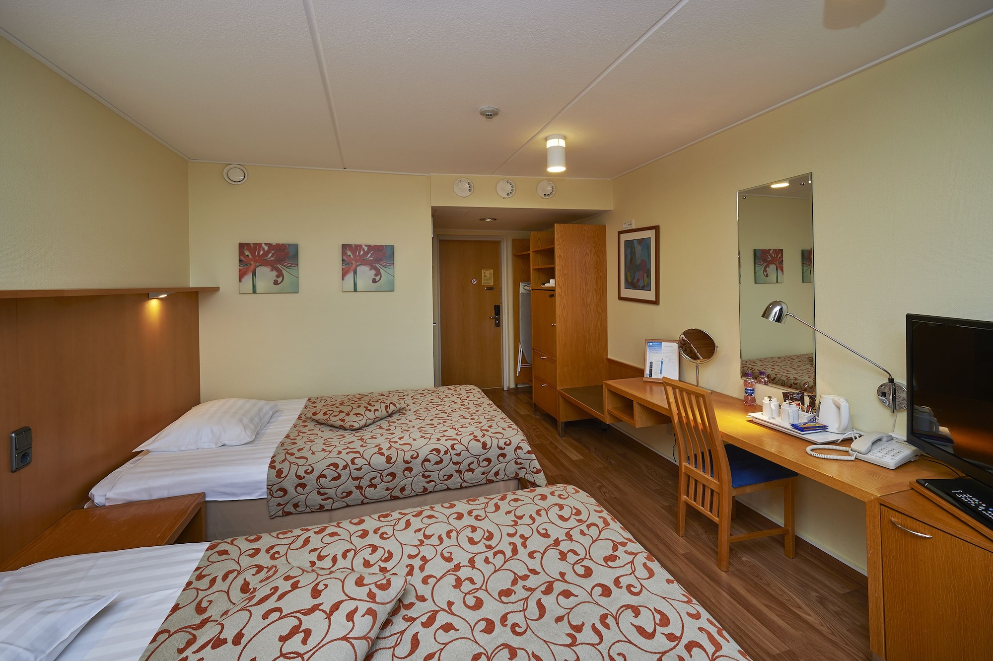 rooms