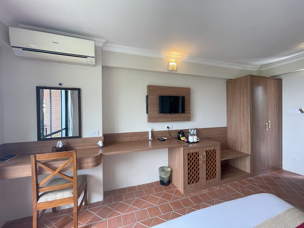 Hotel Himalayan Villa Pvt Ltd 28/50