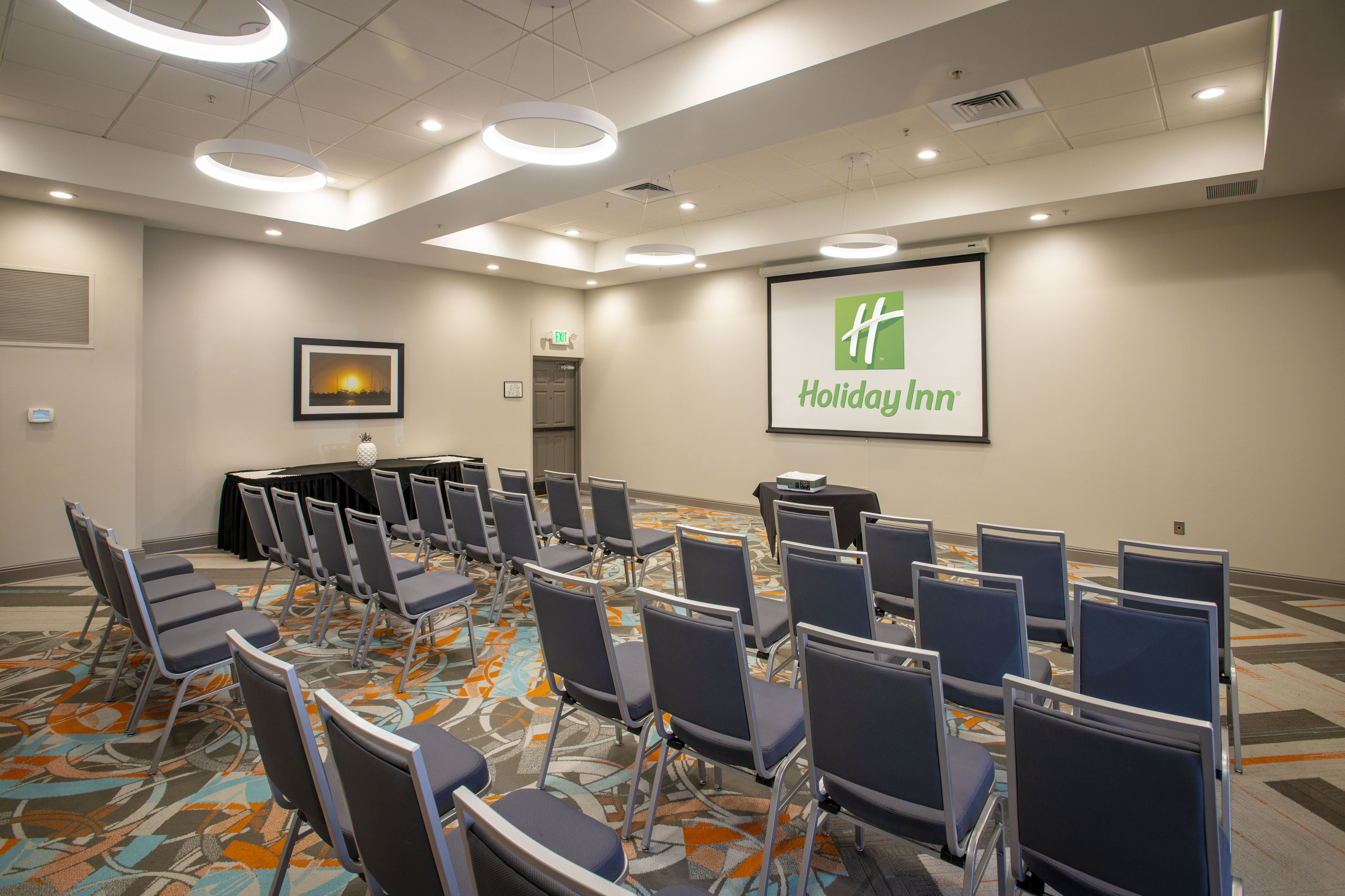 Holiday Inn Pensacola - University Area by IHG 26/31