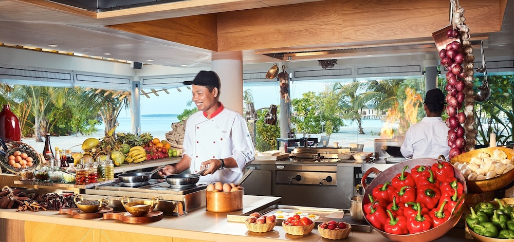 NH Collection Maldives Havodda Resort 10/81