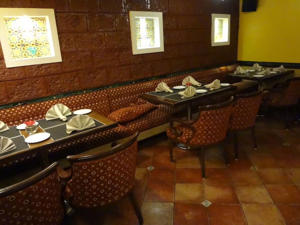 Ramee Guestline Dadar 63/71