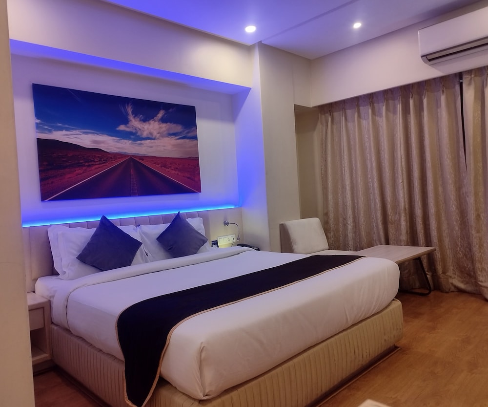 Kyriad Hotel Nashik by OTHPL 17/49