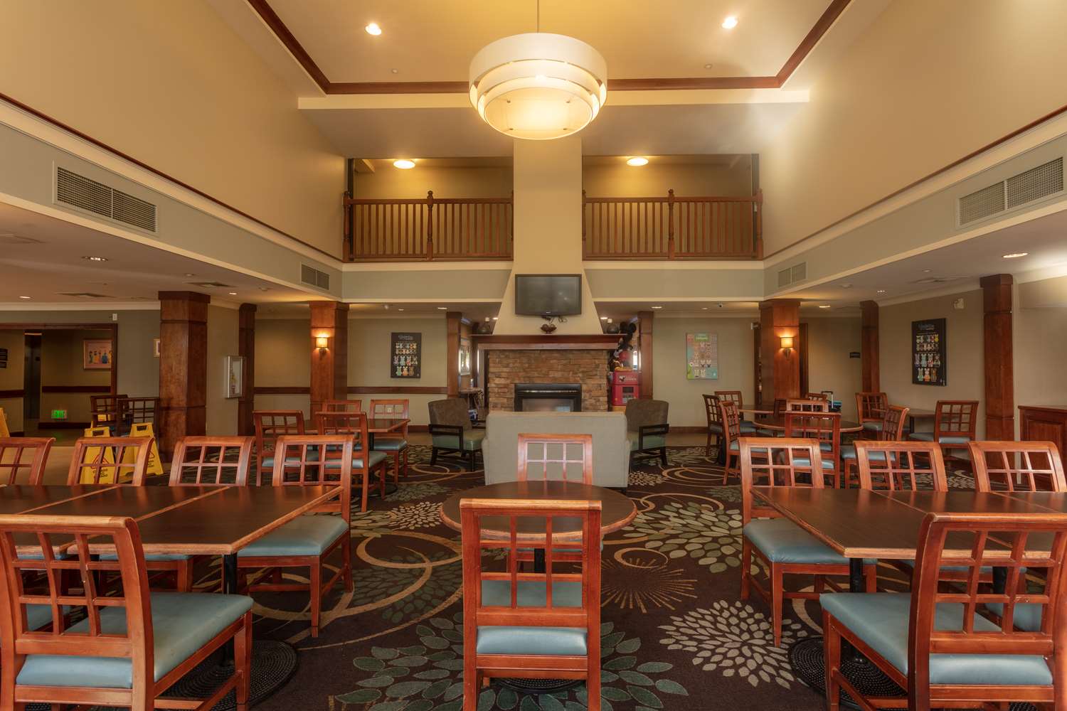 Sonesta ES Suites Anaheim Resort Area 16/23