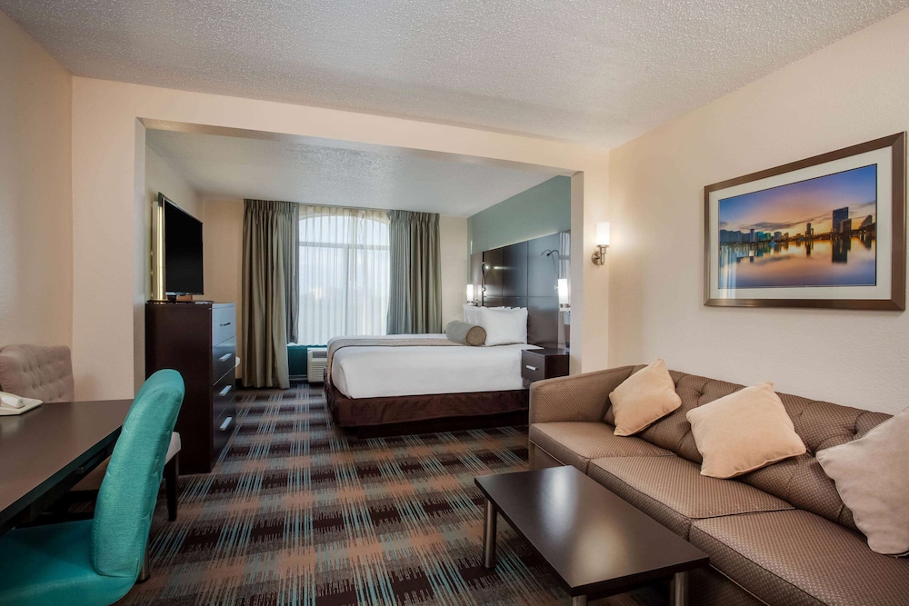 Wingate By Wyndham Orlando International Airport 26/41