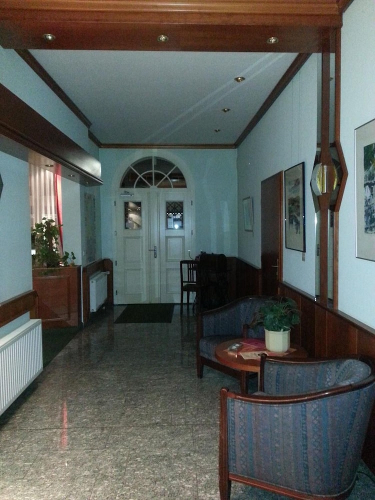Hotel Am Schloss 28/50