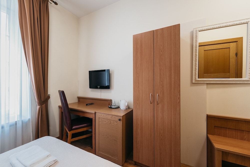 Standard, Double Bed, Hotel Tilto 4/7