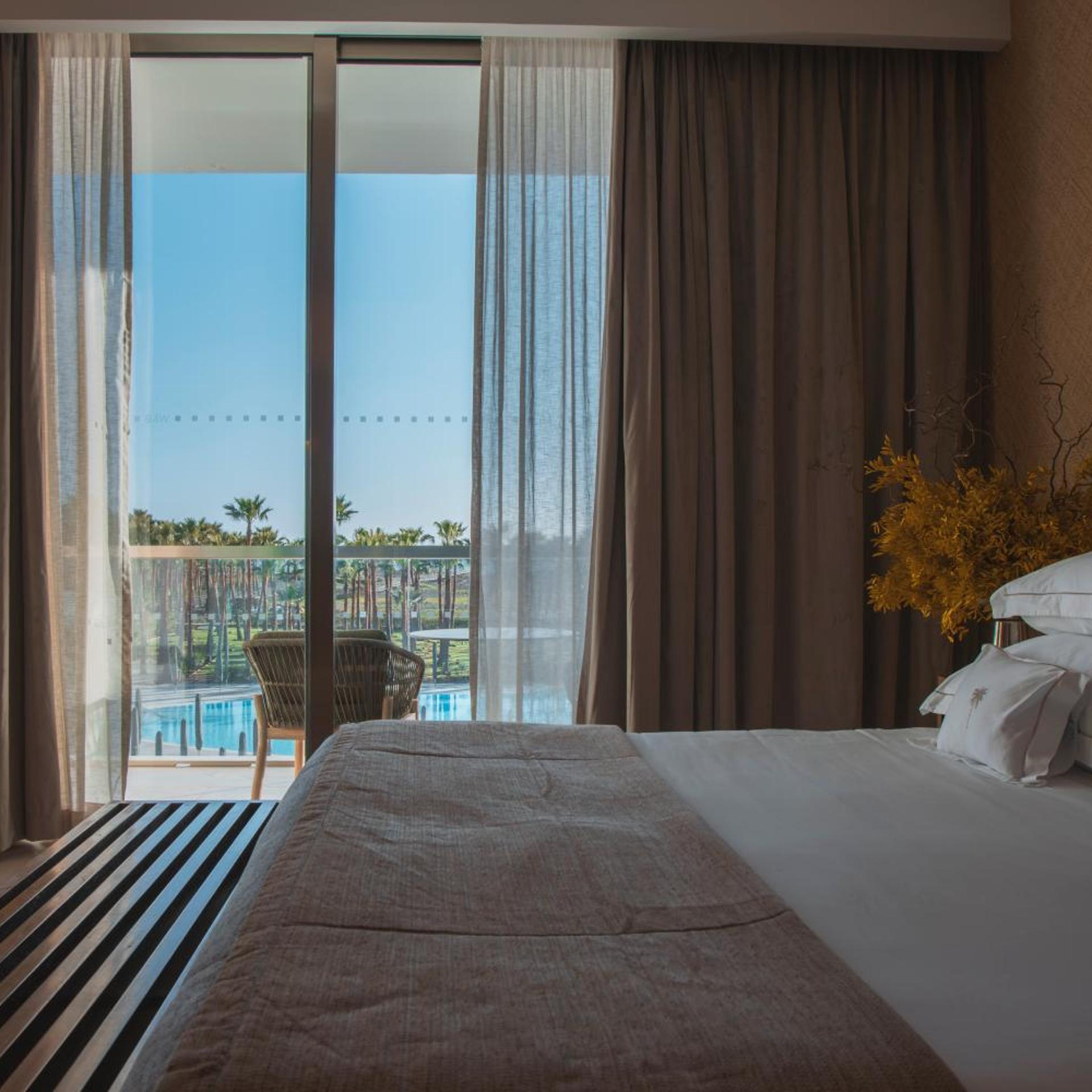 Palm, Club, Suite, Ocean View، Wine & Books by the sea - Algarve Resort 5/7