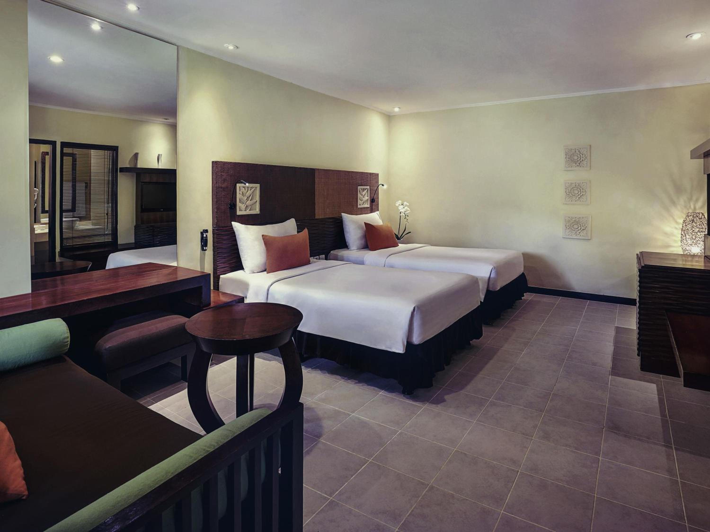 غرفة تنفيذية بسريرين منفصلين مع أريكة، Mercure Resort Sanur 2/4