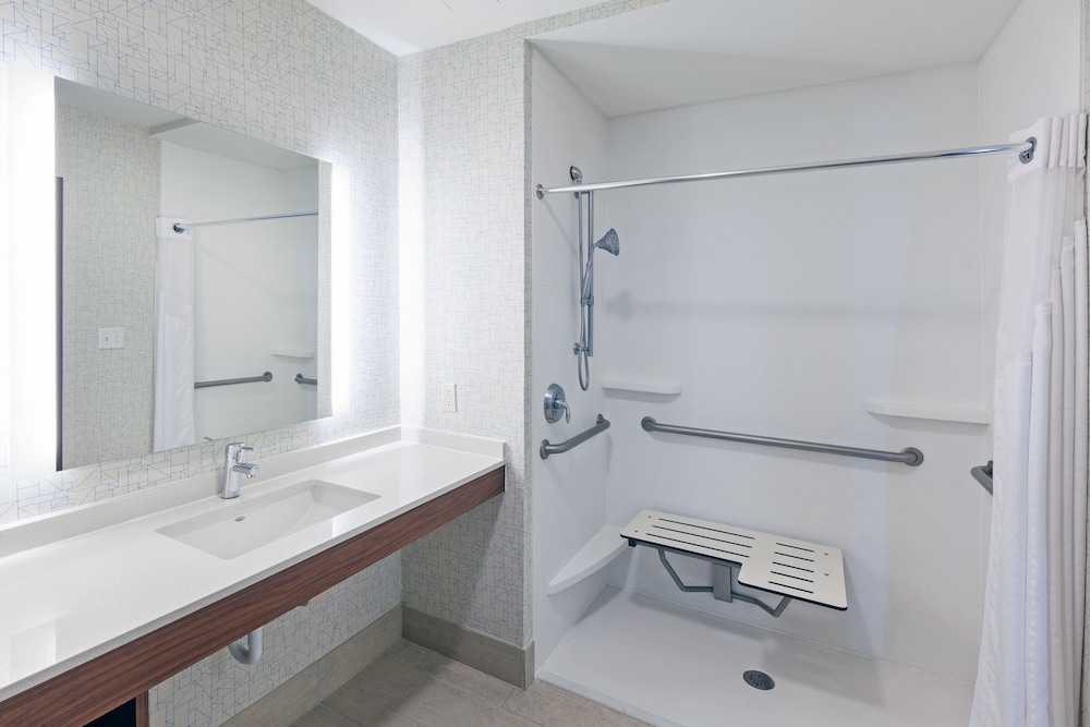 Holiday Inn Express Hotel And Suites Jasper 22/68