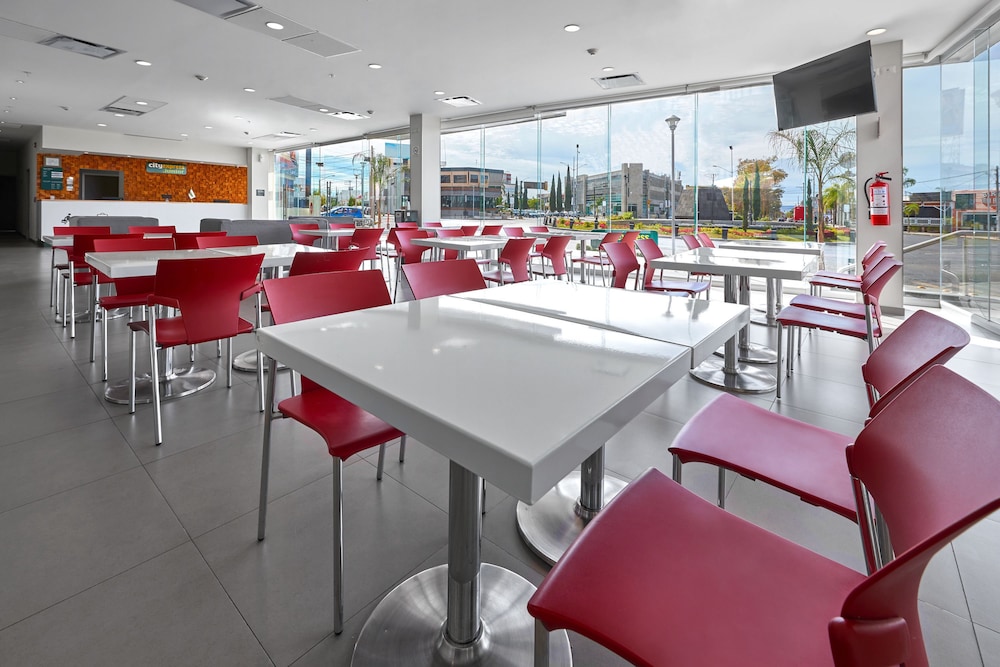 City Express Junior by Marriott Aguascalientes Centro 32/46