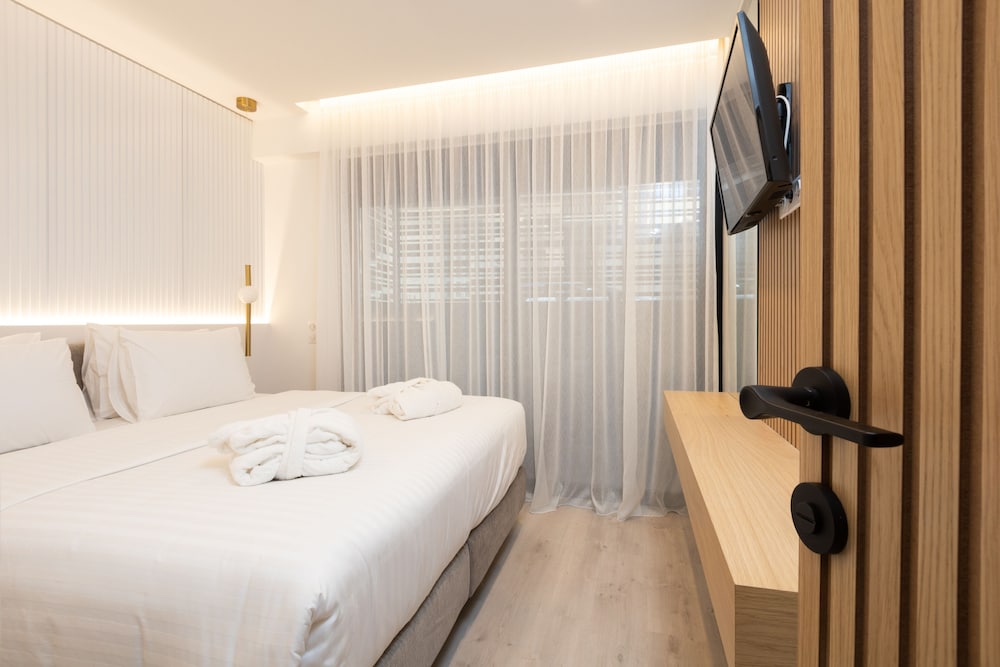 LUX&EASY Acropolis Suites 7/50