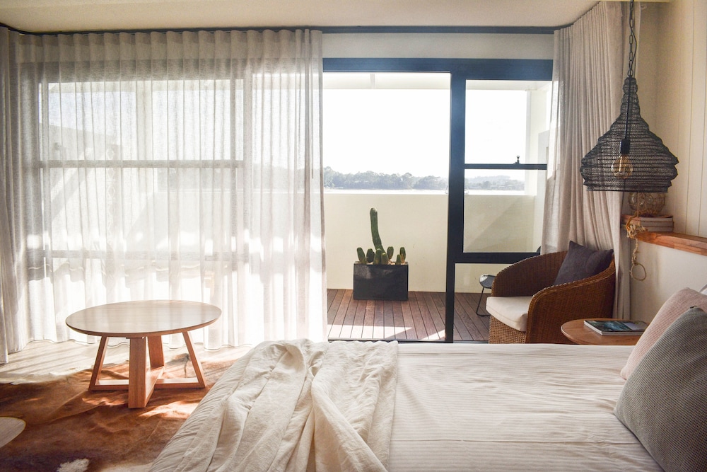 BAY BREEZE BOUTIQUE ACCOMMODATION 28/81