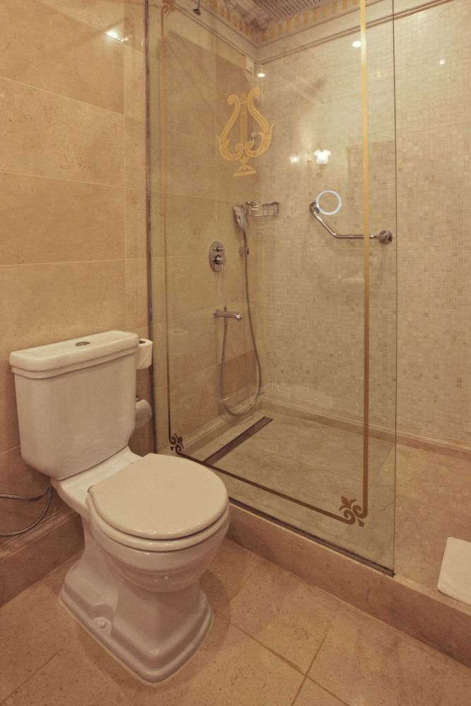 Palazzo Donizetti Istanbul, Tapestry Collection by Hilton 20/75