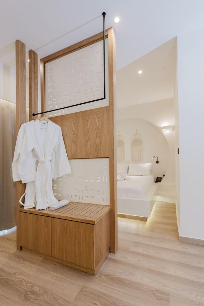 Evexia Boutique Hotel & Spa - Adults Only 24/50