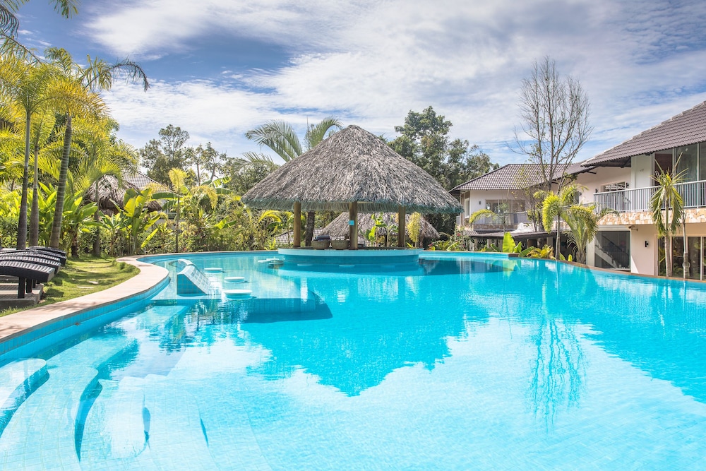Le Forest Resort 5/50