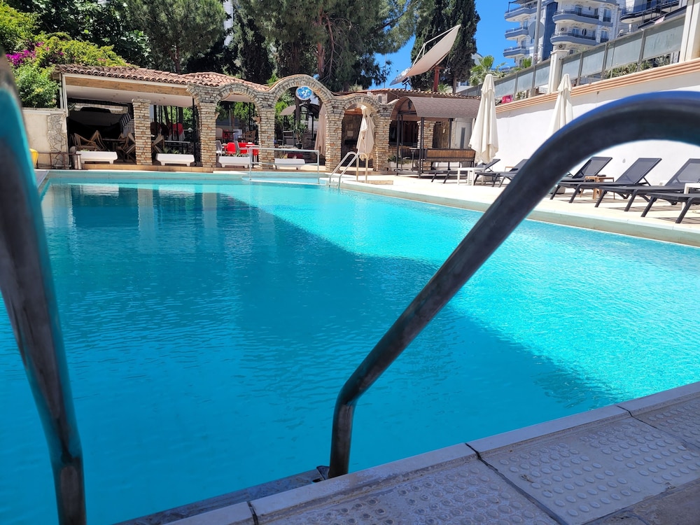 YILDIRIM HOTEL 12/23