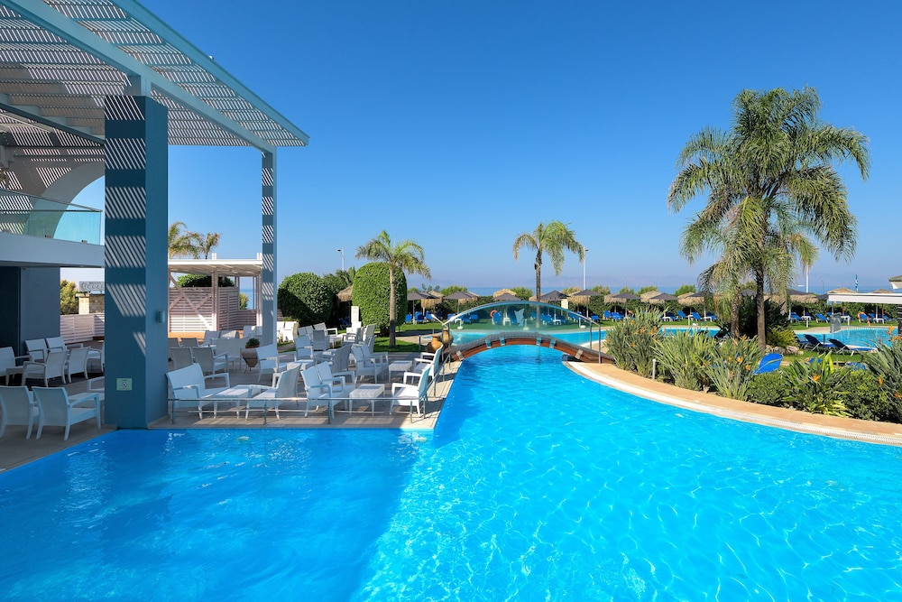 Oceanis Beach Hotel 36/50