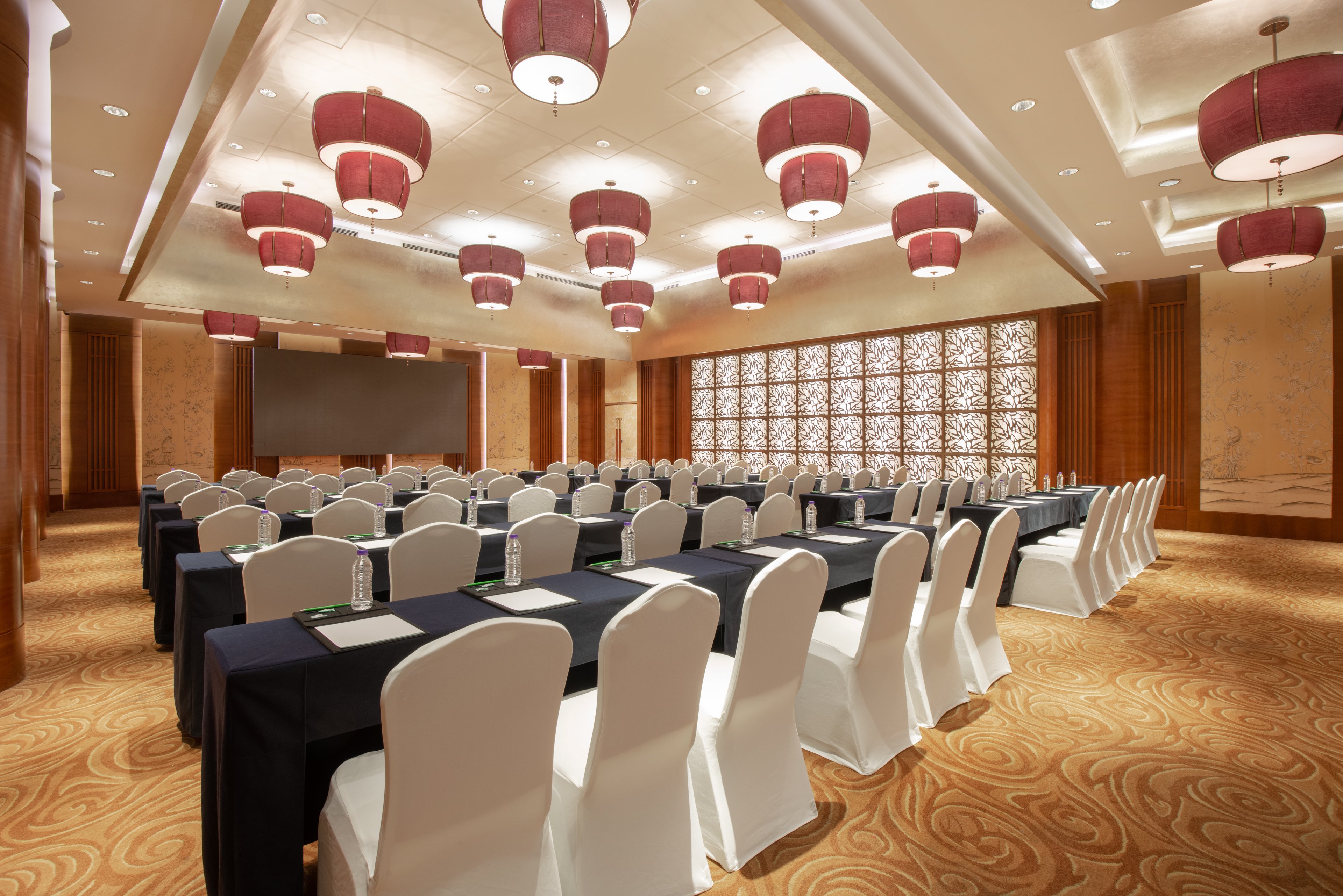 HOLIDAY INN SHAOXING 37/44