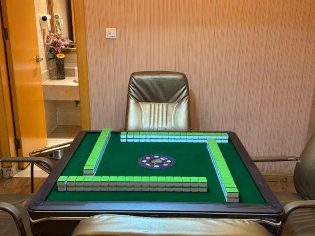 Vienna Hotel (Huizhou Qiuchang Yingbin Road) 34/57