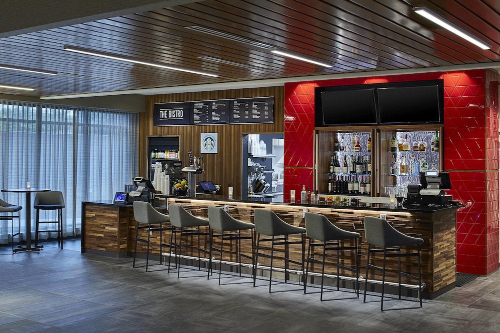Courtyard By Marriott Minneapolis West 11/51