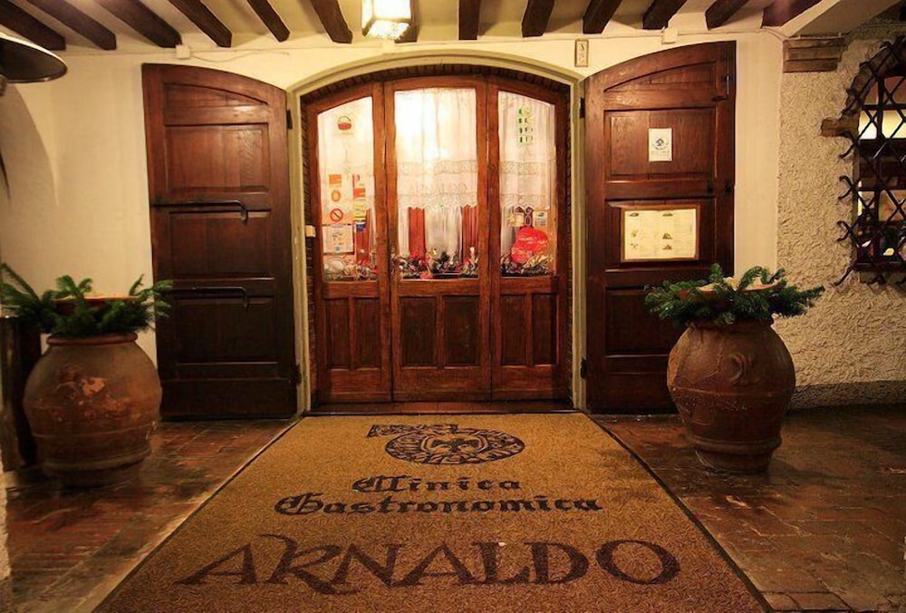 Arnaldo Aquila DAOro Hotel 27/39