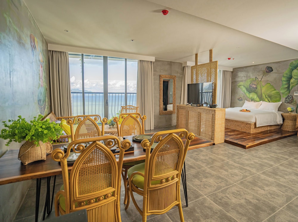 The Signature Hotel Nha Trang 31/50