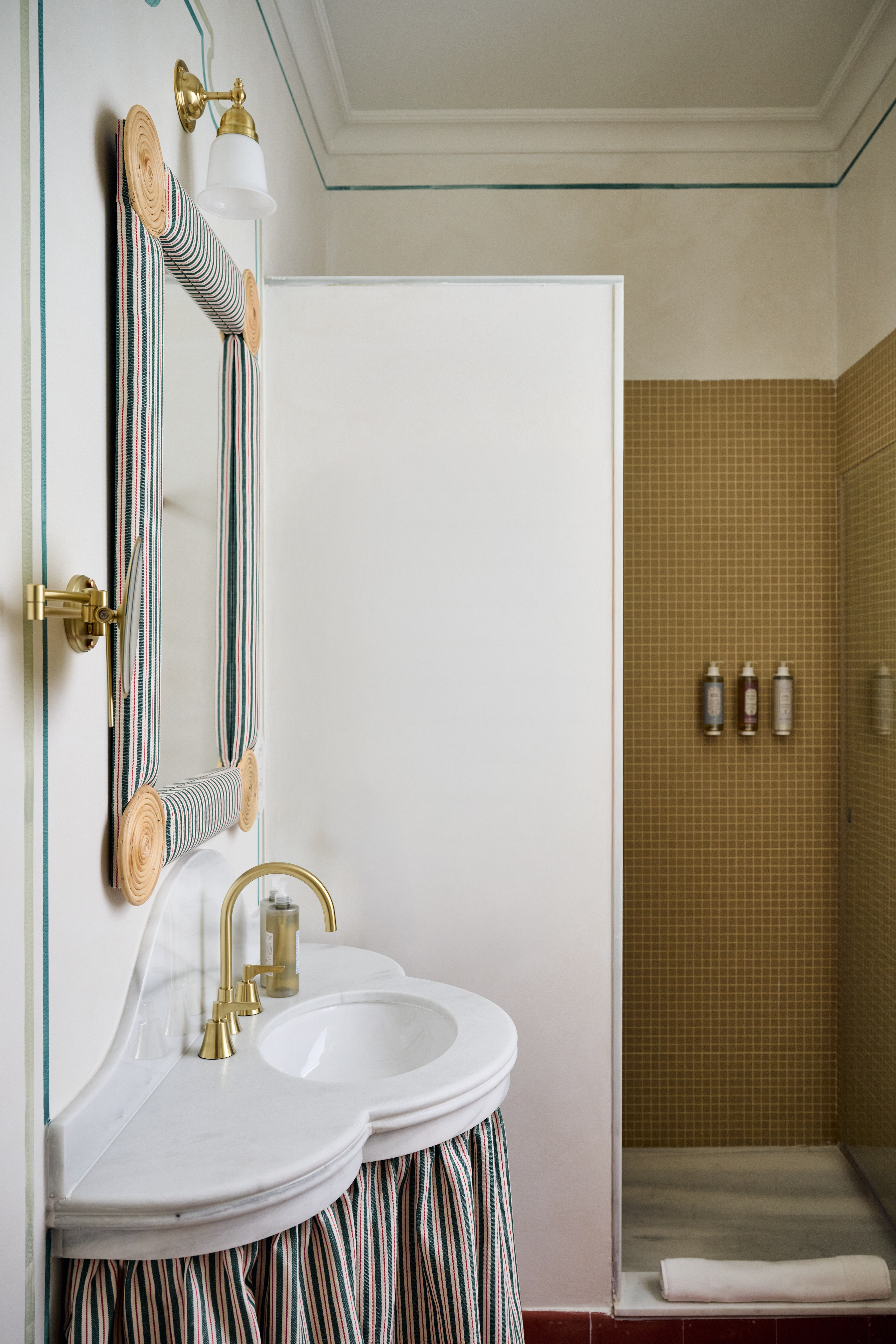 Cristine Bedfor Malaga Boutique Hotel 63/65