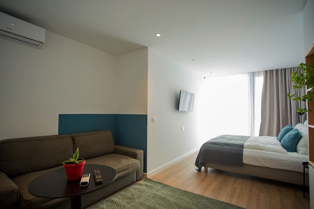 Choose Balkans Apartments 35/50