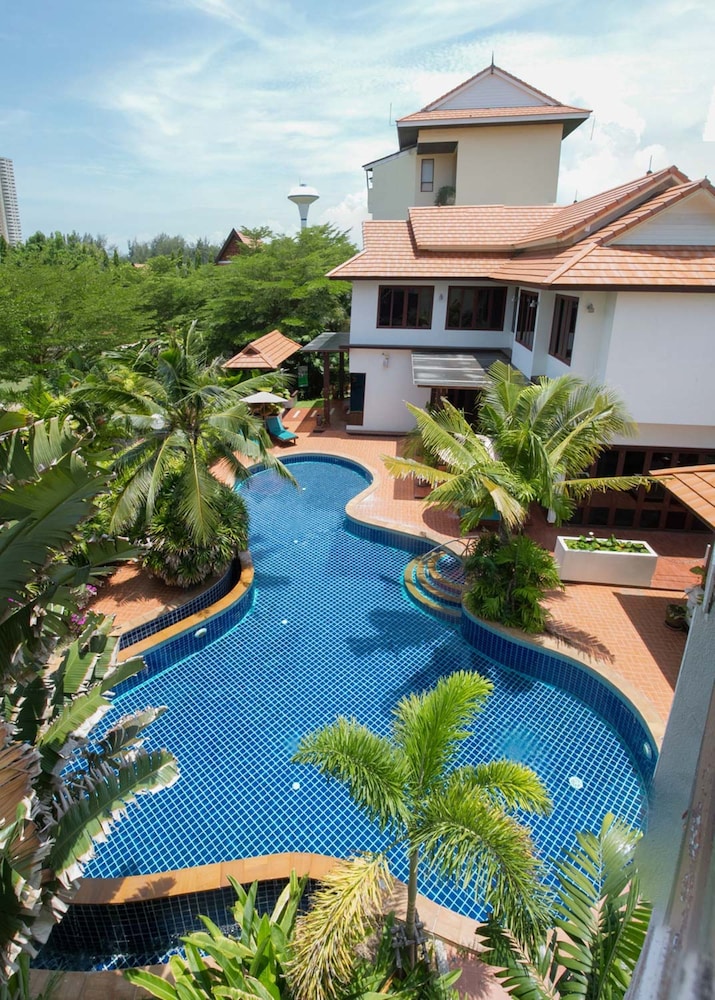 VIP Chain Resort Pool Villa 45/50