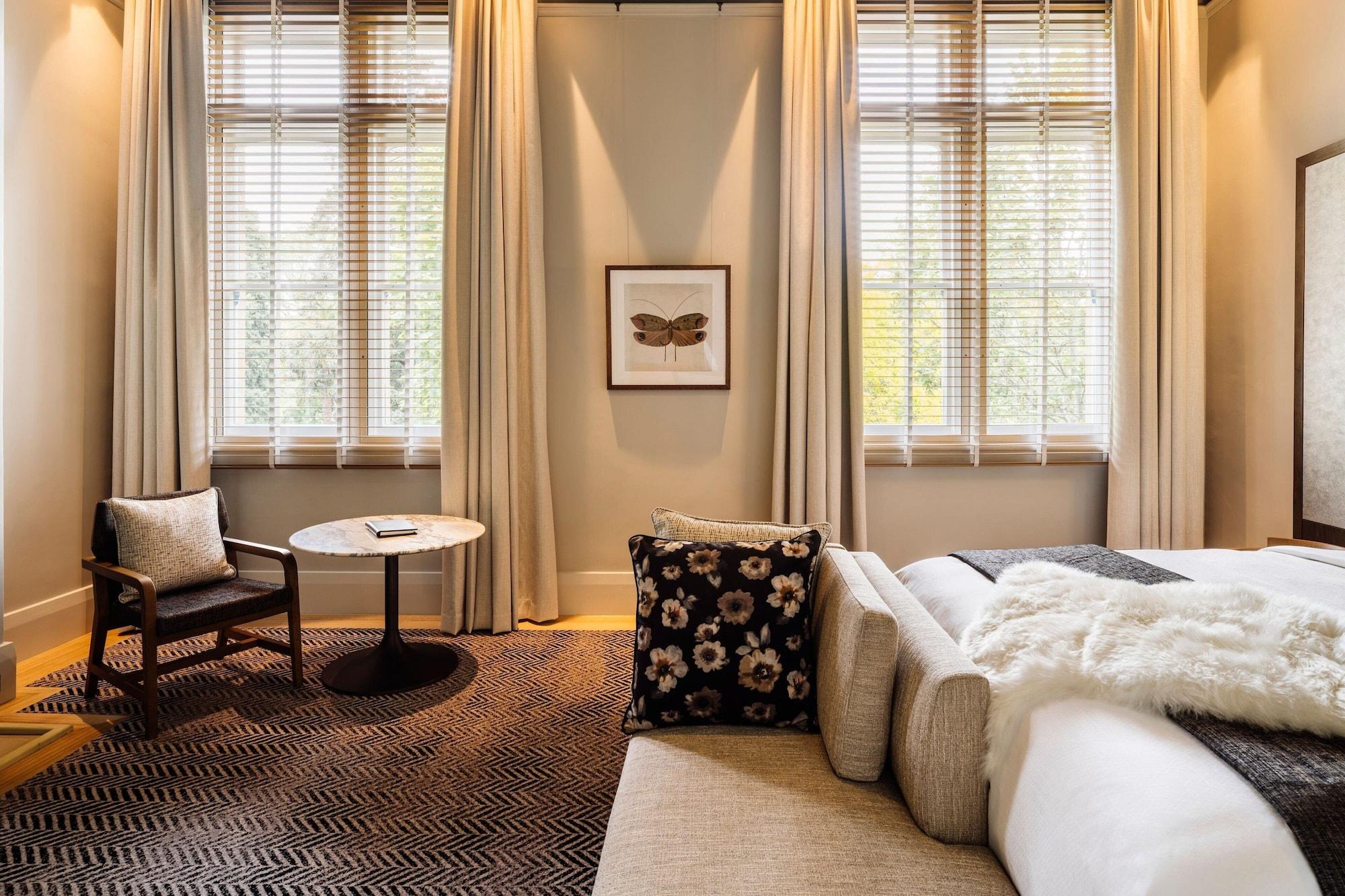 Heritage, Studio, Suite