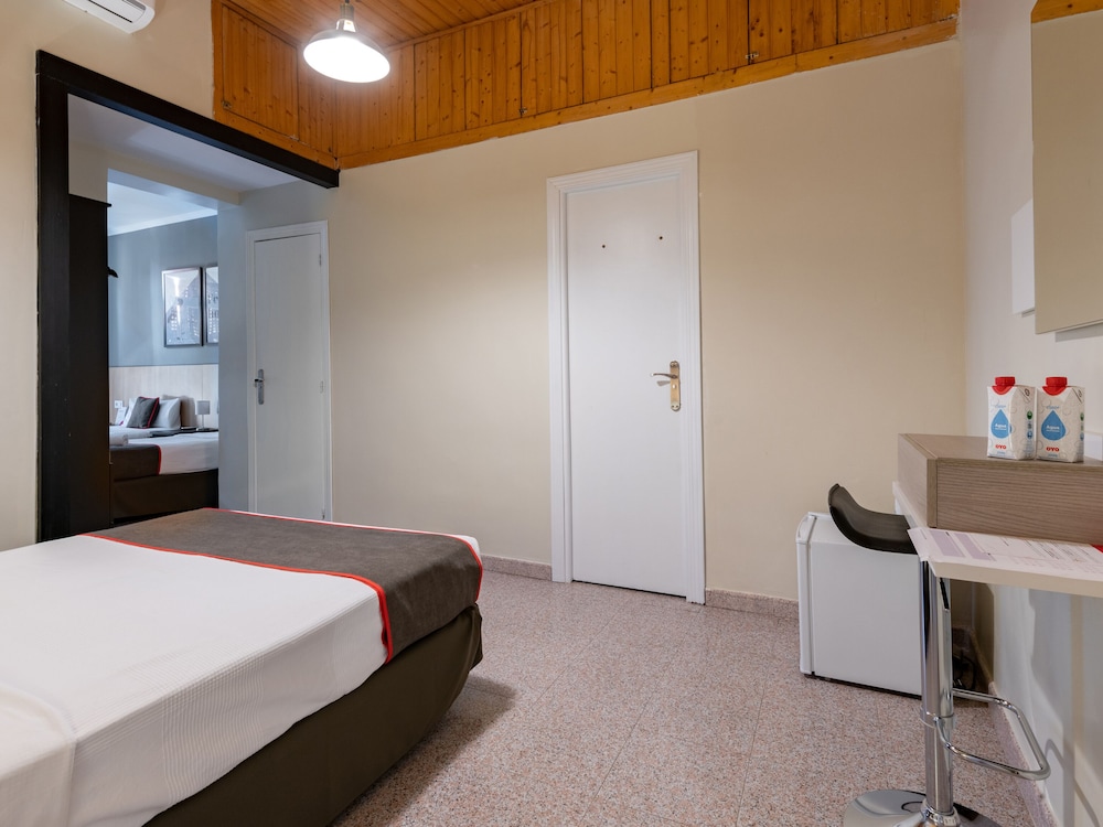 Hostal Las Murallas 32/50