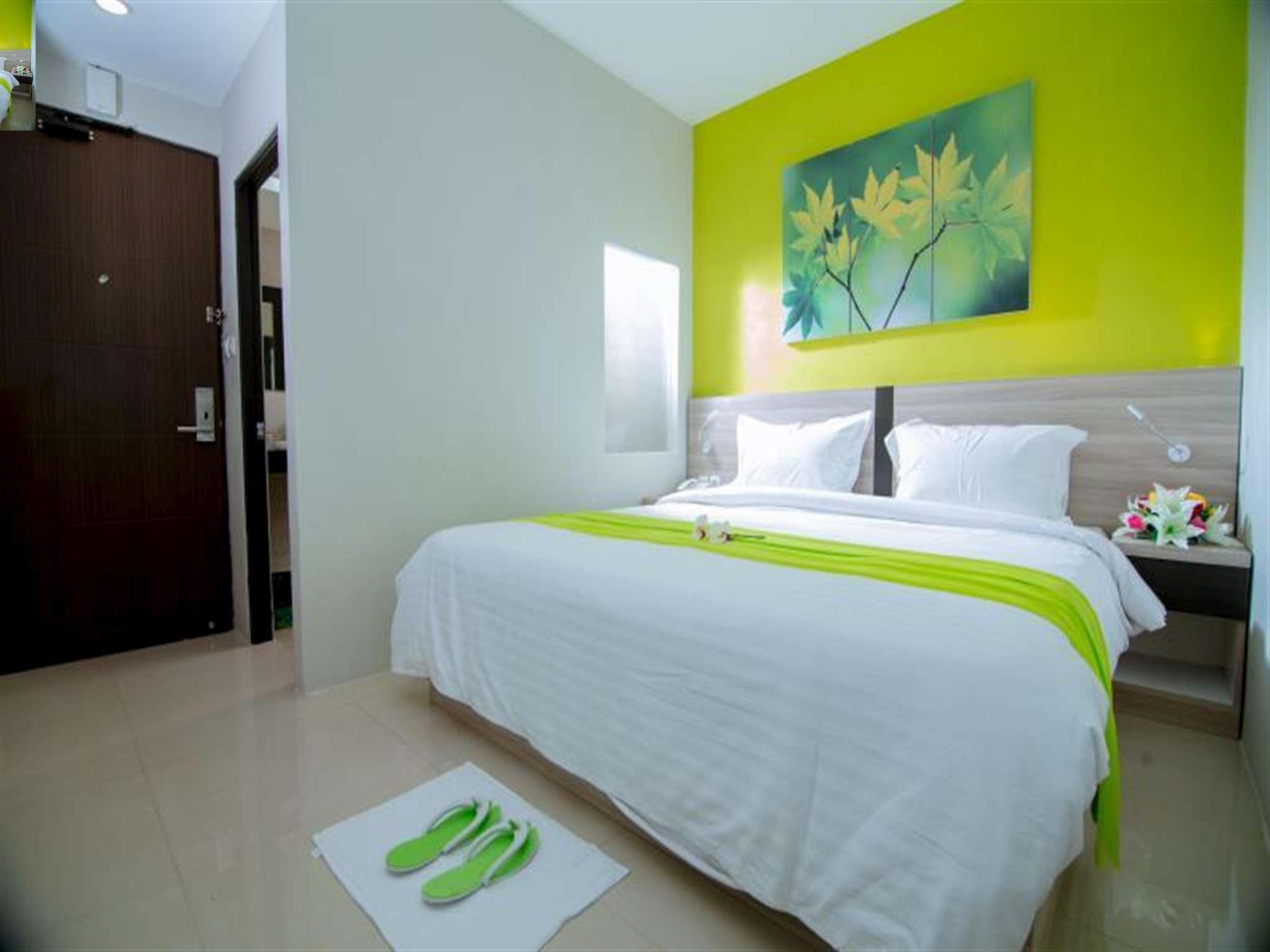 Fresh Hotel Sukabumi 18/35