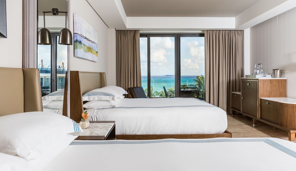 Thompson Playa Del Carmen Beach House 14/37
