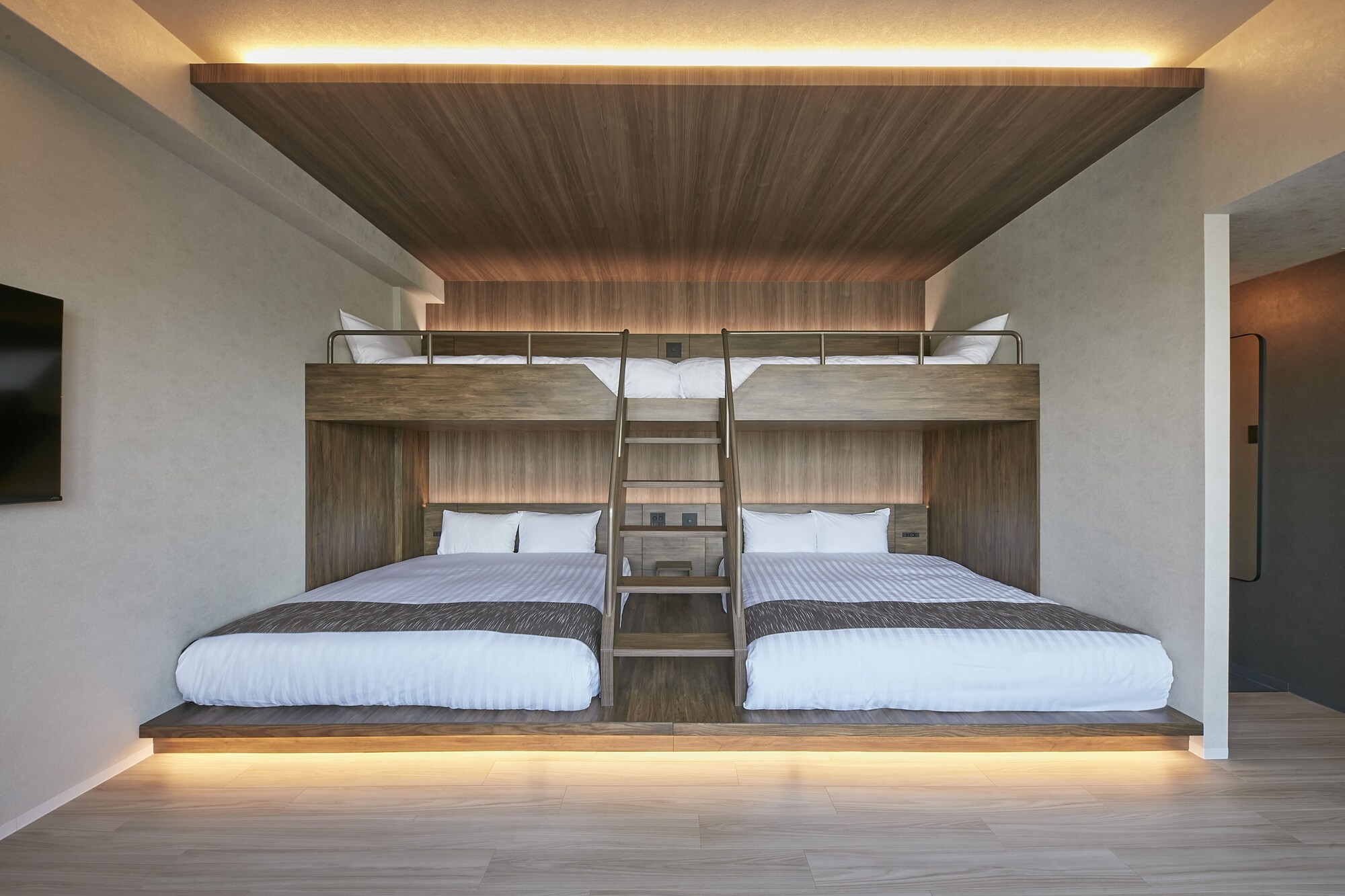 EXECUTIVE, BUNK BED