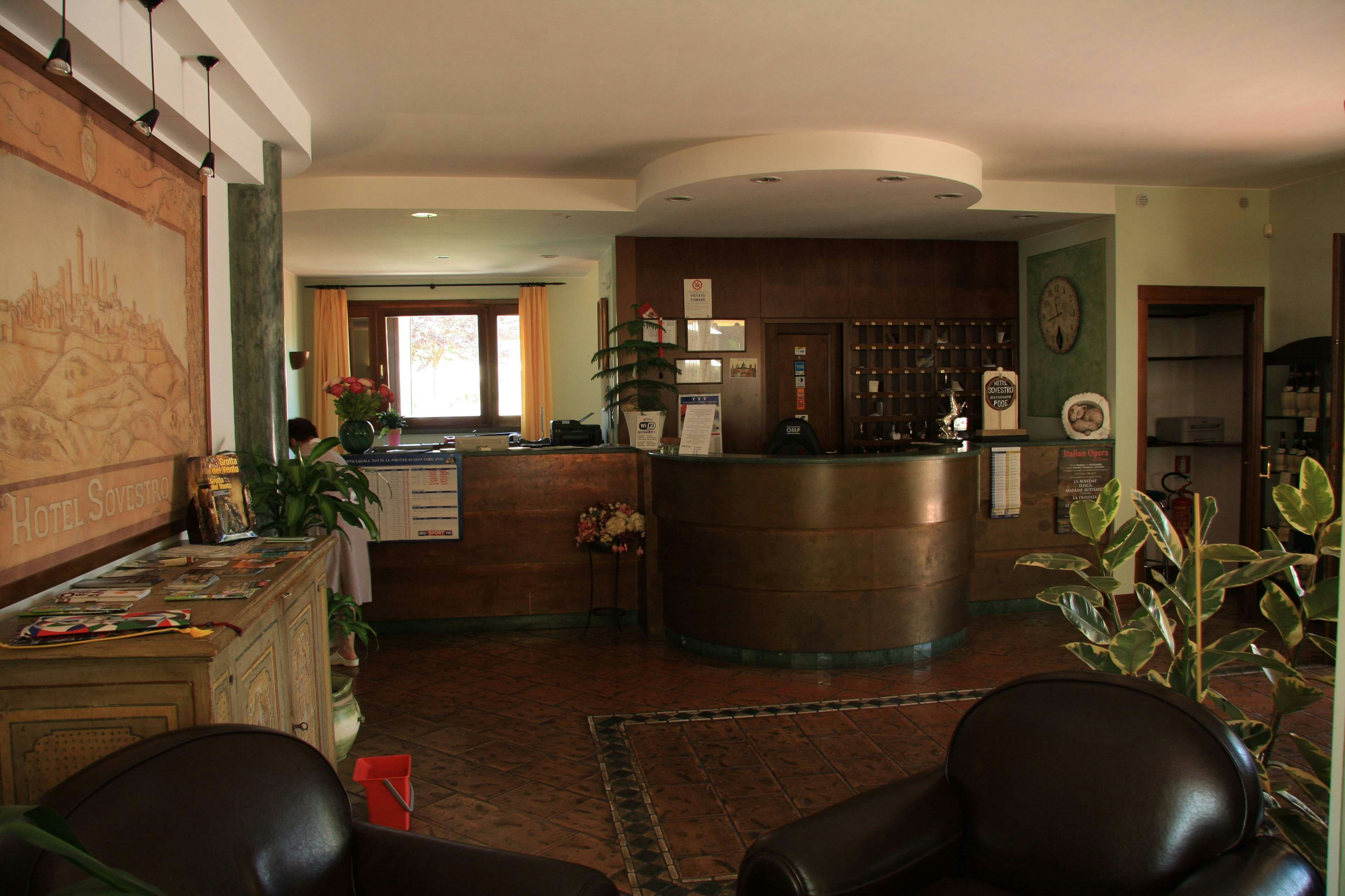 Lobby at Hotel Sovestro, SAN GIMIGNANO