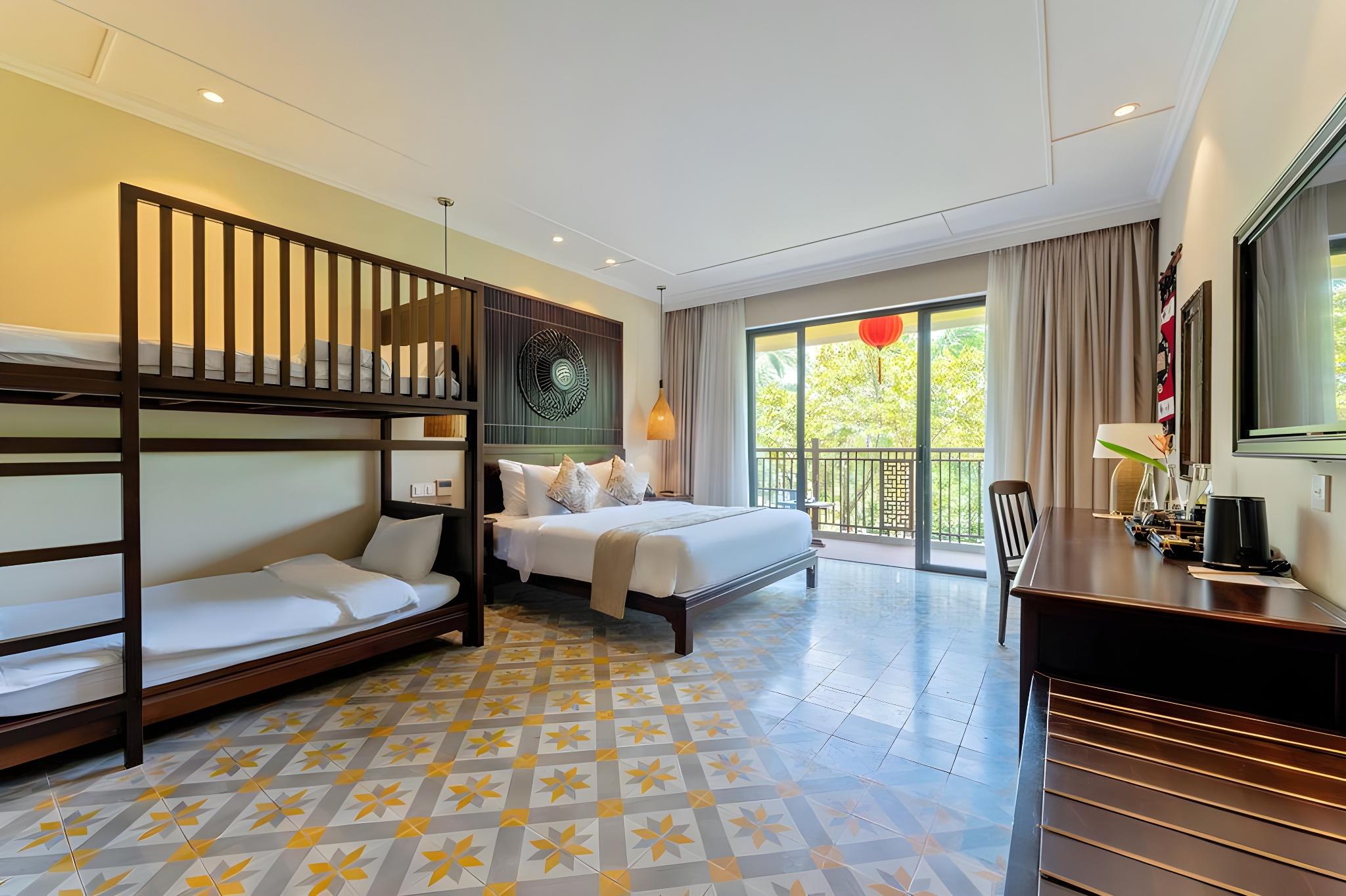 Family Suite, Villa, Garden View, Balcony