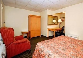 Super 8 by Wyndham Monticello NY 19/45