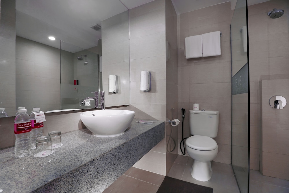 Yusra Inn Hotel Bekasi 4/26