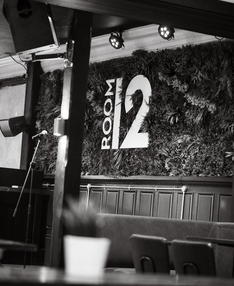 The Vestry 39/50