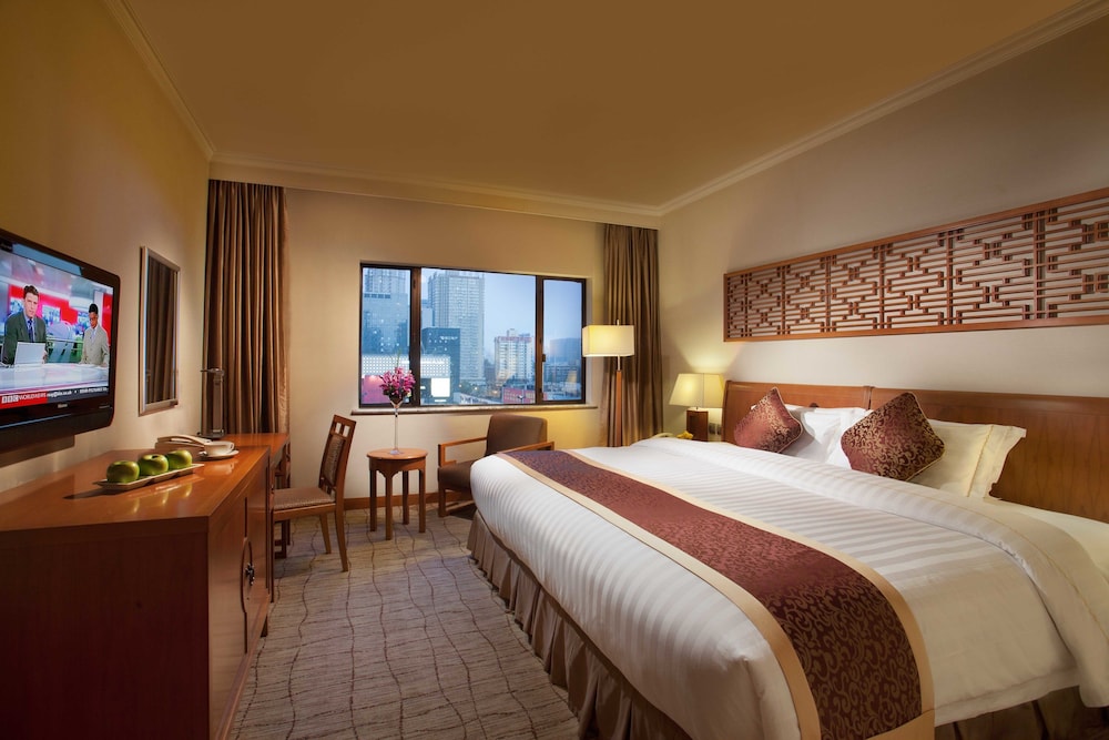 Xi’an Dajing Castle Hotel 12/50