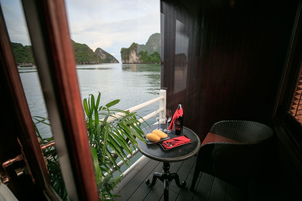 Halong Athena Cruise 49/50
