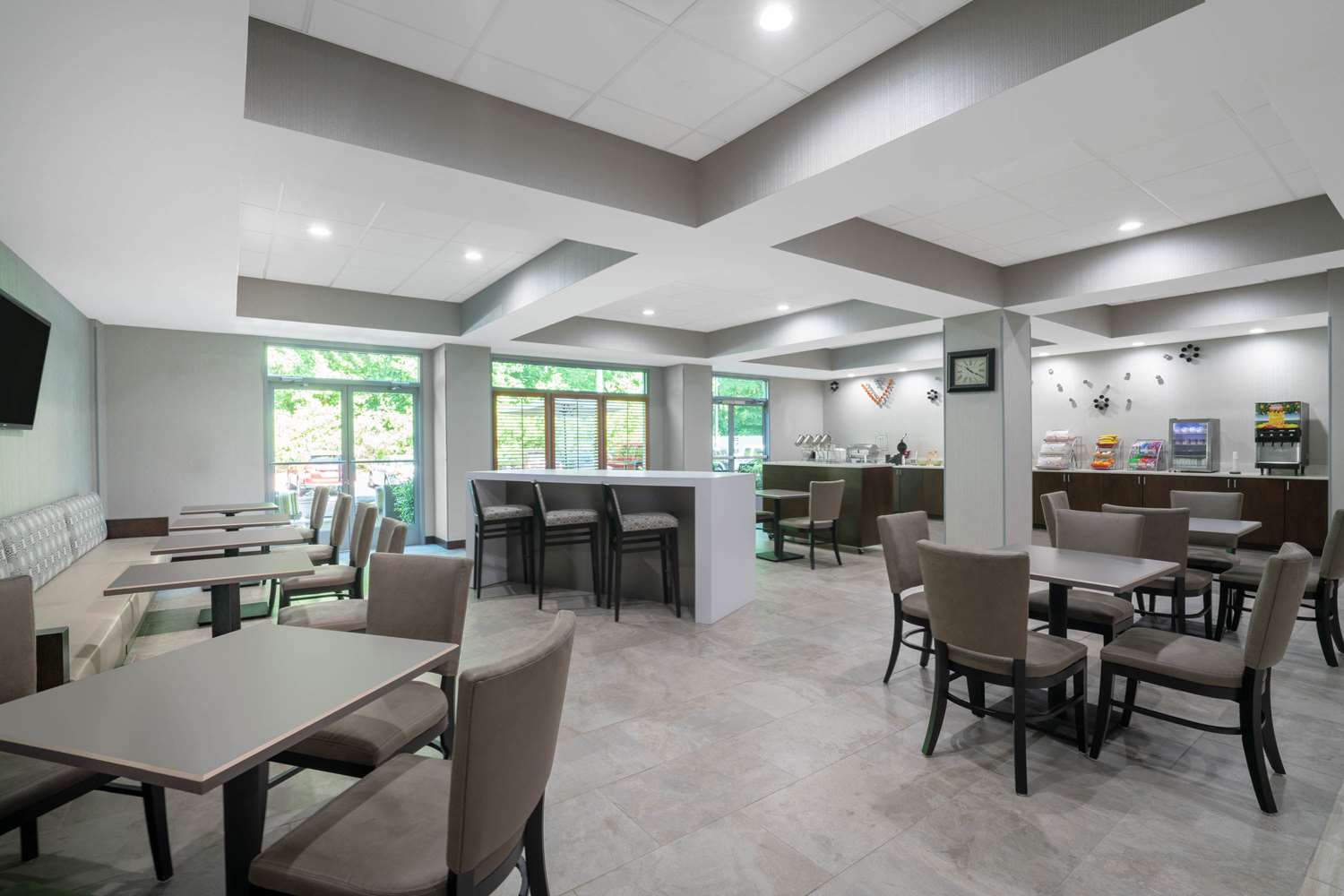 Wingate By Wyndham Charlotte Airport 10/23