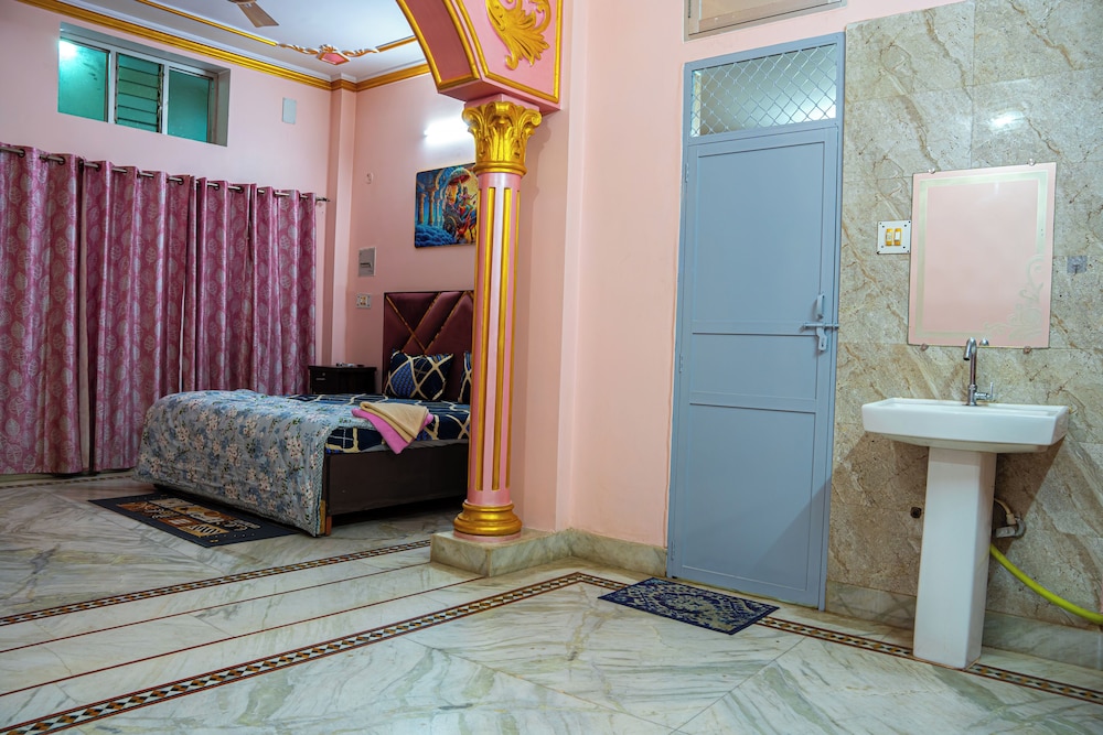 Trilok Residency 3/50