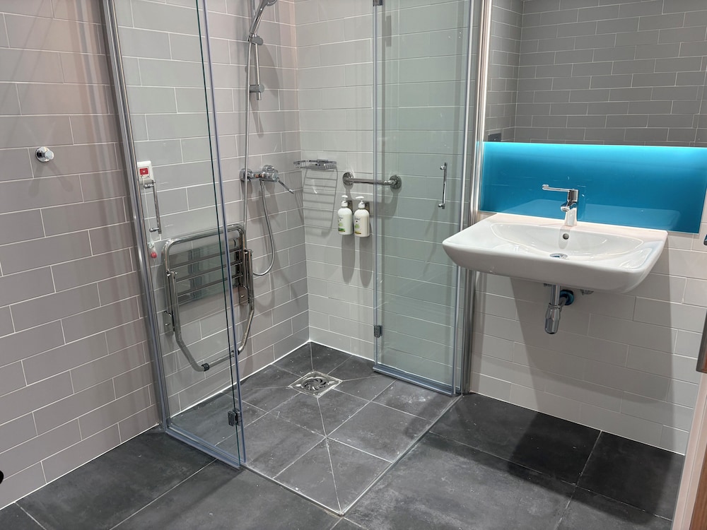 Holiday Inn Express San Sebastian Errenteria By Ihg 46/47